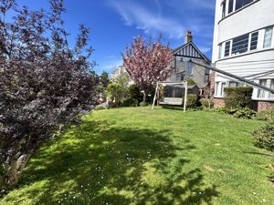 Photo 21- click for photo gallery